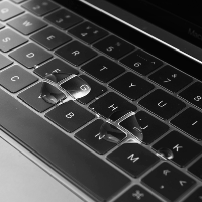 Накладка на клавіатуру WIWU Keyboard Protector для MacBook Air 13.3" (2020) Clear  Захисні плівки для MacBook
   1 